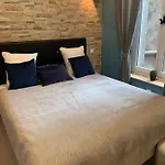 Le 31 Διαμέρισμα *